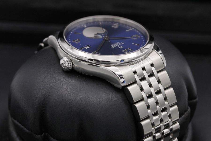 Tudor 1926 M91560-0002